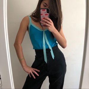 FINAL PRICE DROP Retro Contrast Tie Tank